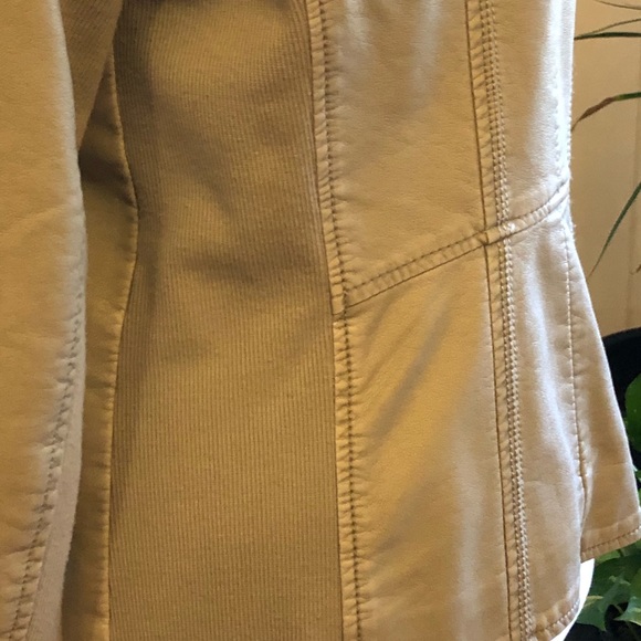 Jacket - Picture 4 of 7